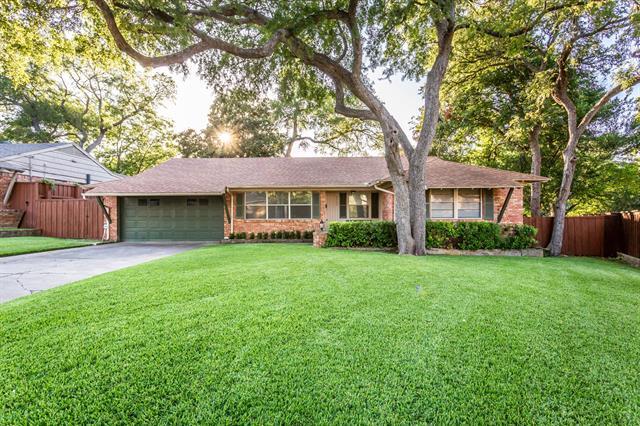 6737 Lakefair Cir in Dallas, TX - Building Photo