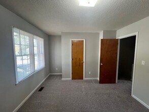 2915 Faversham Pl in Raleigh, NC - Building Photo - Building Photo