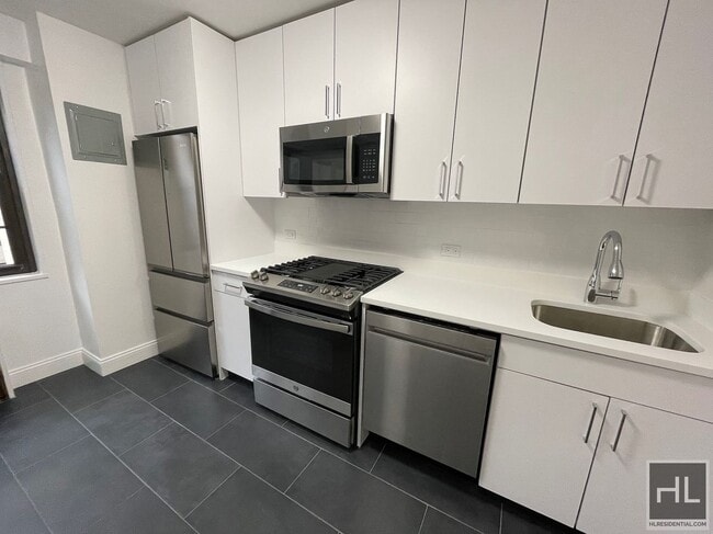 East 89 Street in New York, NY - Foto de edificio - Building Photo