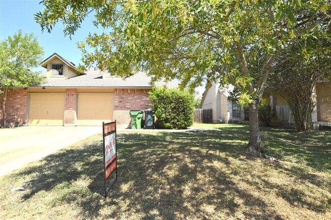 property at 609 Rollingway Dr