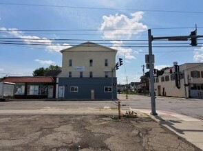 204 Grand Avenue in Johnson City, NY - Foto de edificio - Interior Photo