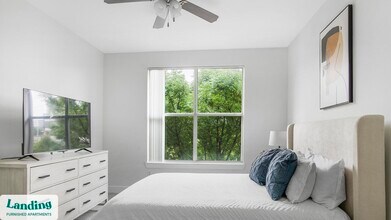 7373 Valley View Ln, Unit 3098 in Dallas, TX - Foto de edificio - Building Photo