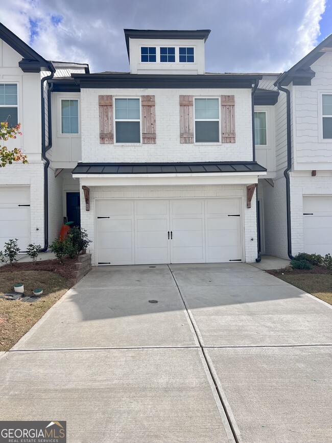 property at 116 N Auburn Landing Pl