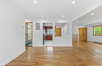 205-06 26th Ave in Queens, NY - Building Photo - Building Photo