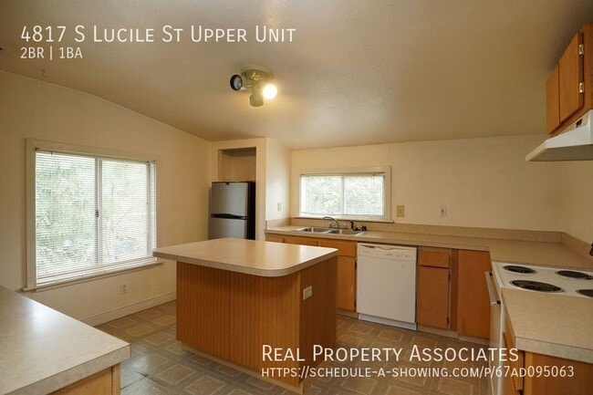 property at 4817 S Lucile St