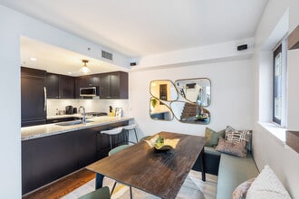 1133 Homer St, Unit SI ID1051938P in Vancouver, BC - Building Photo - Building Photo