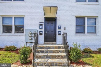 1235 Meigs Pl NE in Washington, DC - Building Photo - Building Photo