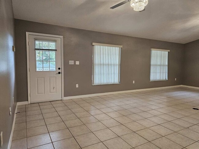 931 Sunset Shores Dr in Minneola, FL - Building Photo - Building Photo