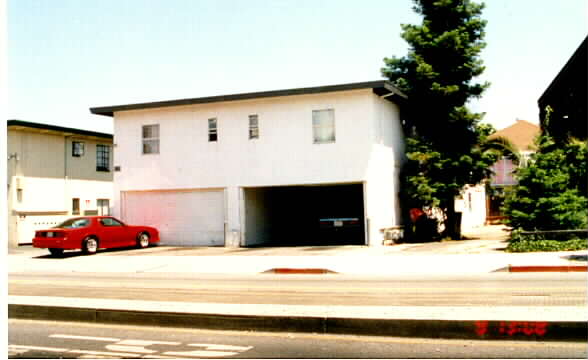 420 Chestnut St in Redwood City, CA - Building Photo - Building Photo