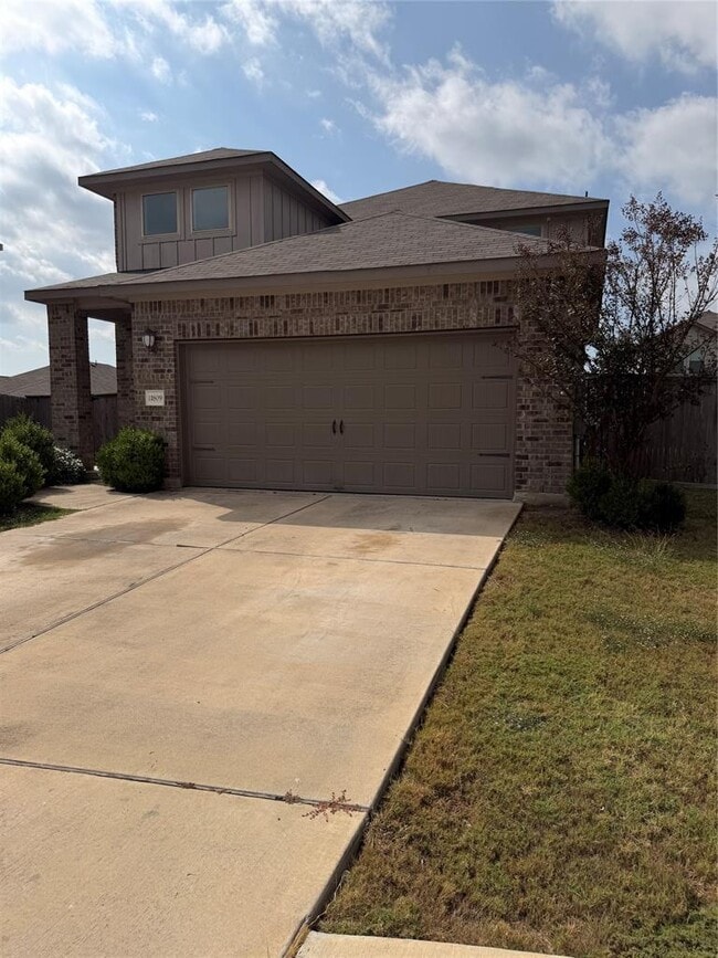 property at 11809 Sandy Lodge Ct