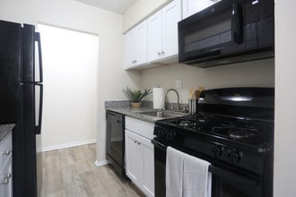 Goshen Manor in West Chester, PA - Foto de edificio - Interior Photo