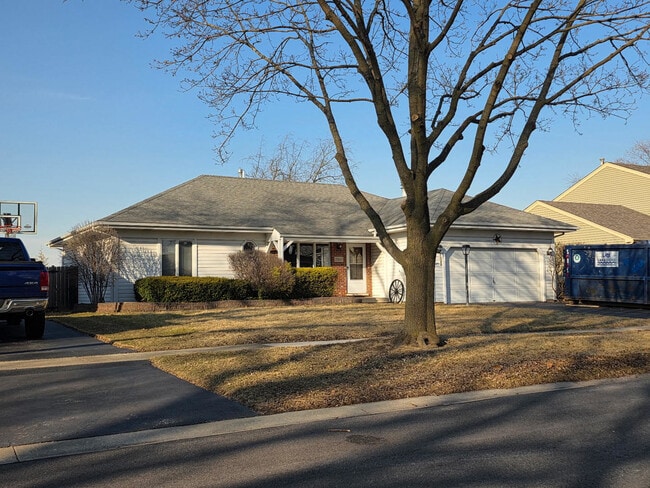 property at 1860 Chandler Ave