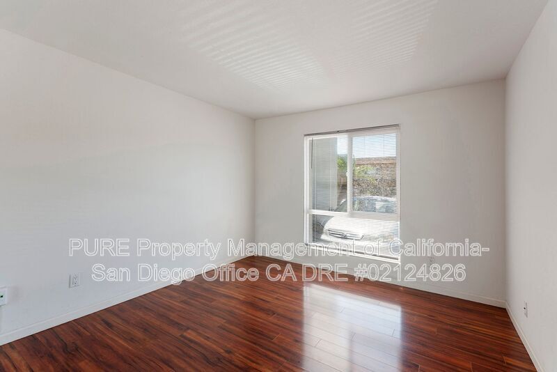 6666 Beadnell Way in San Diego, CA - Building Photo