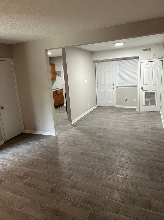 3625 Glenwood Dr in Charlotte, NC - Building Photo - Building Photo