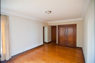 3817 N Humboldt Ave, Unit 4 in Milwaukee, WI - Building Photo - Building Photo