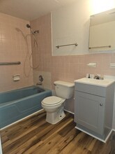 414 E Avenue A in Killeen, TX - Foto de edificio - Building Photo