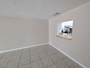 5112 Society Pl W in West Palm Beach, FL - Building Photo - Building Photo