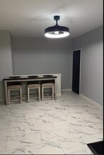 128 Vineyard Dr in Rossford, OH - Building Photo - Building Photo