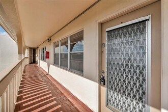 1901 Bermuda Cir in Coconut Creek, FL - Building Photo - Building Photo