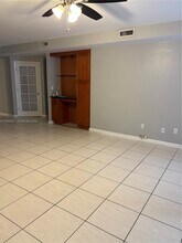 16531 NE 35th Ave in North Miami Beach, FL - Building Photo - Building Photo