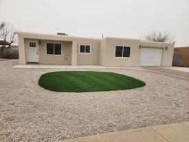 1704 Corte Alegre in Alamogordo, NM - Building Photo