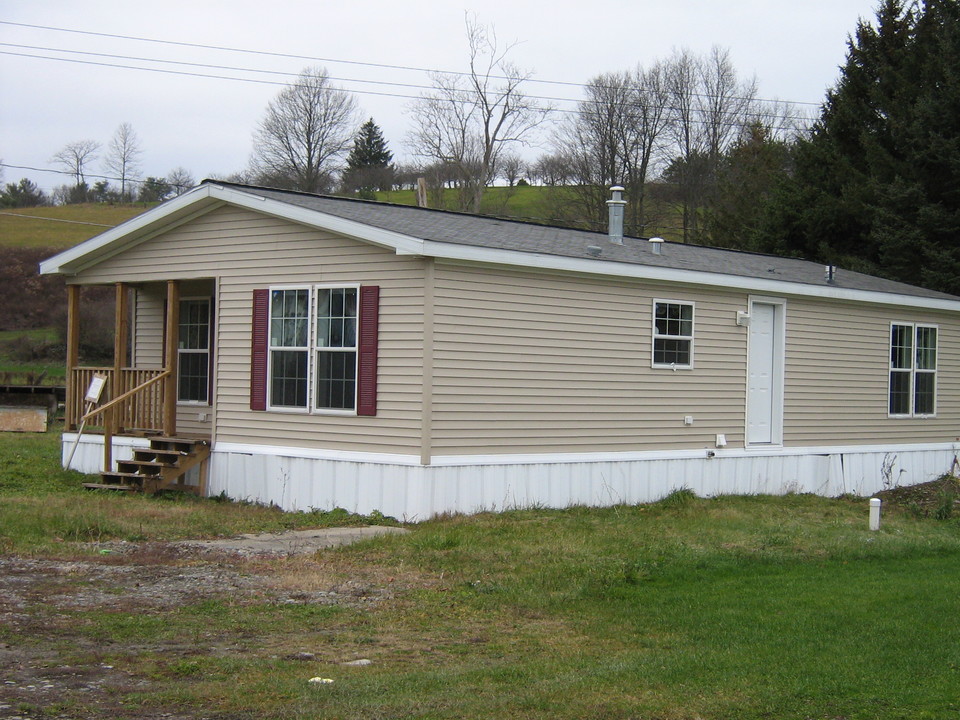 Hidden Valley Mobile Home Park in Newark Valley, NY - Building Photo