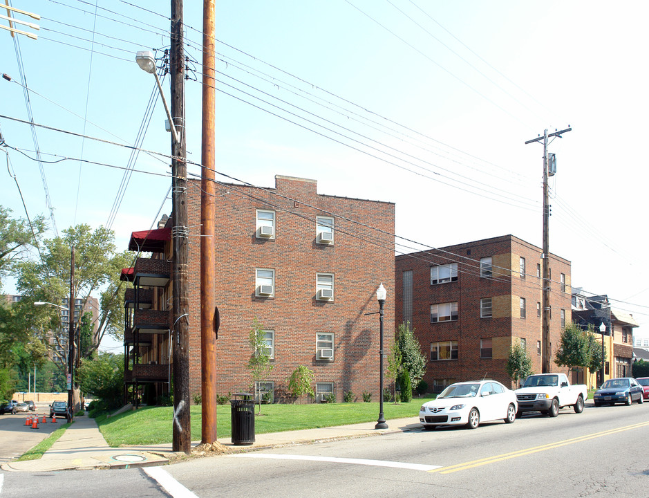 5731 Ellsworth Ave in Pittsburgh, PA - Foto de edificio