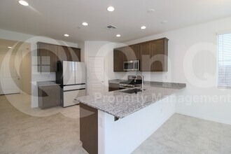32470 N 122nd Ln in Peoria, AZ - Building Photo - Building Photo