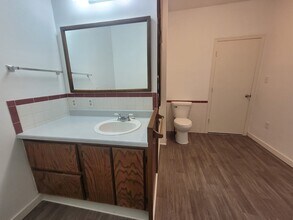 802 E 15th St in Grand Island, NE - Building Photo - Building Photo