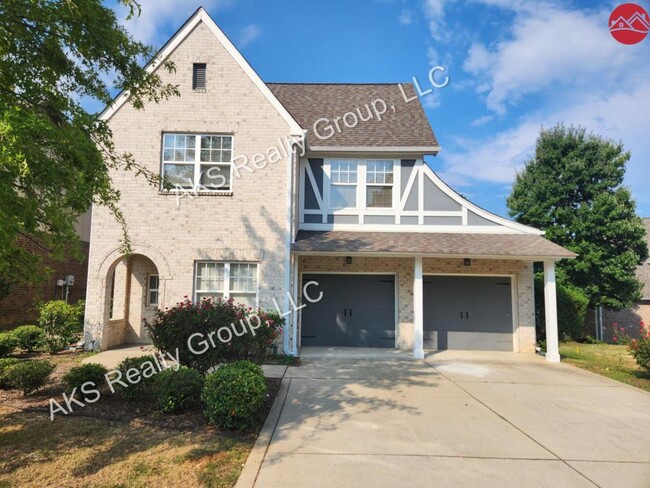 property at 2307 Park Side Ln