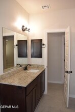 457 Samuel Blount Ct in Vinton, TX - Building Photo - Building Photo