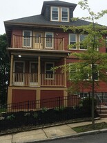 20 Codman Hill Ave, Unit 2 Apartamentos