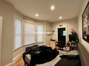 14 Batchelder St, Unit 1 in Boston, MA - Building Photo - Building Photo