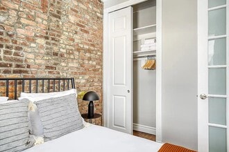 345 E 5th St in New York, NY - Building Photo - Building Photo