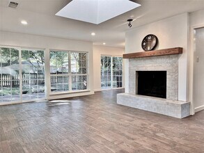 15621 Terrace Lawn Cir in Dallas, TX - Building Photo - Building Photo
