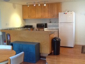 460 Reeders Run Rd Apartments
