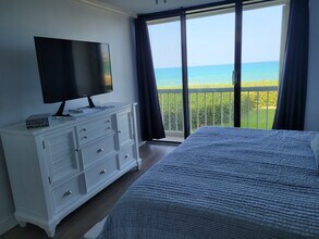 10600 S Ocean Dr, Unit 209 in Jensen Beach, FL - Building Photo - Building Photo
