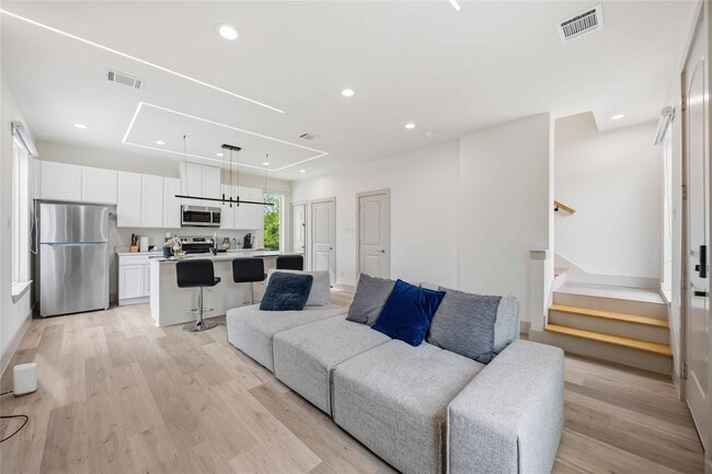 property at 1907 Hailey St