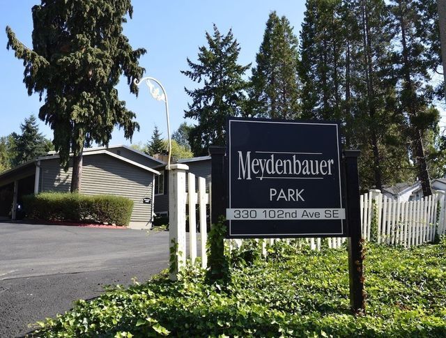 Meydenbauer Park Apartments in Bellevue, WA - Building Photo