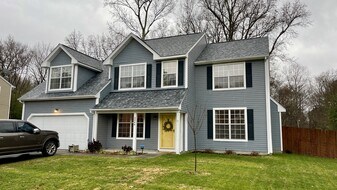 2248 Ships Crossing in Chesapeake, VA - Building Photo