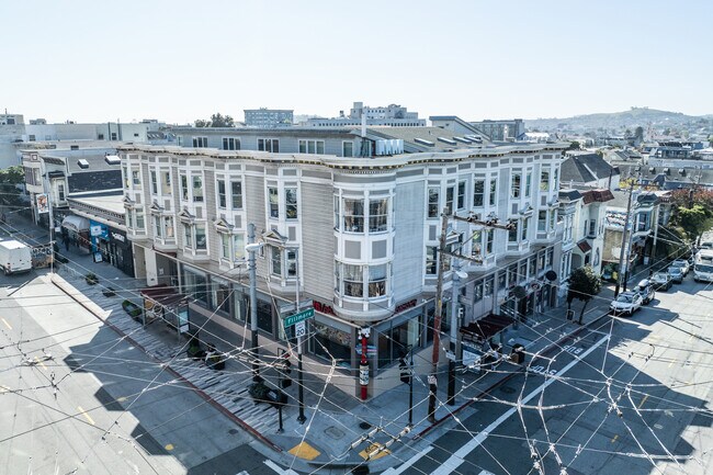 Haight & Fillmore Apartments in San Francisco, CA - Foto de edificio - Building Photo