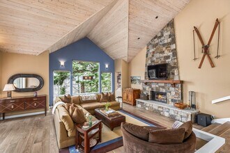 18 Edgewood Ln in Snowmass Village, CO - Building Photo - Building Photo