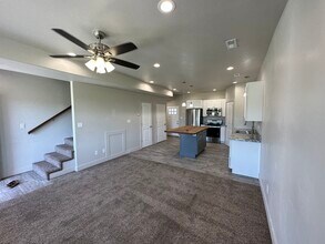 187 Courthouse Way, Unit 100 in Rigby, ID - Building Photo - Building Photo