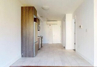 West 122nd Street in New York, NY - Building Photo - Building Photo