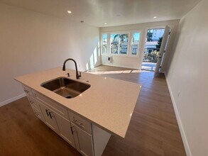 1447 Linden Ave in Long Beach, CA - Building Photo - Building Photo