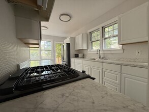898 Myrtle Ave in Albany, NY - Building Photo - Building Photo