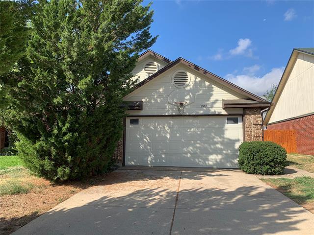 942 Boxwood Dr in Lewisville, TX - Building Photo - Building Photo