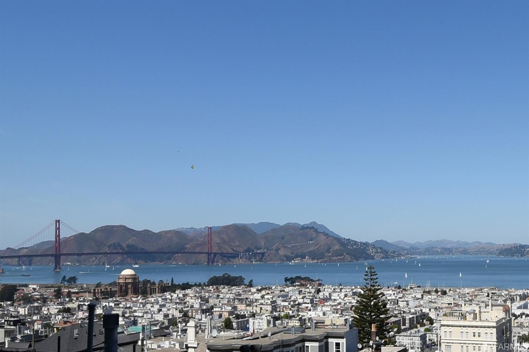 2190 Broadway-Unit -3E in San Francisco, CA - Building Photo