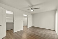 9019 Gaylord Dr photo'