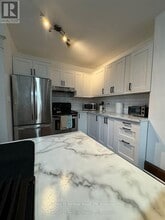 364 Glendale Ave in St Catharines, ON - Building Photo - Building Photo